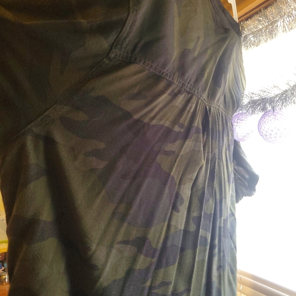 Torrid camo top - Picture 4 of 4